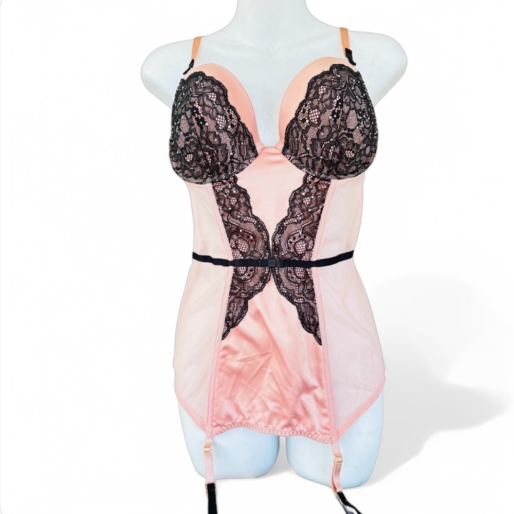 ADORE Me Soft Corset Pastel Blush Pink And Black Lace